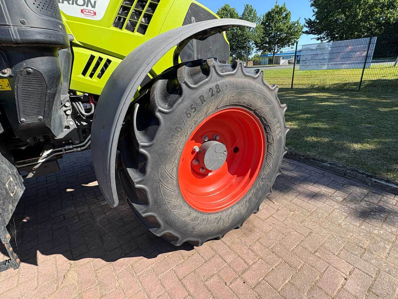 Tracteur agricole CLAAS Arion 510 CIS
