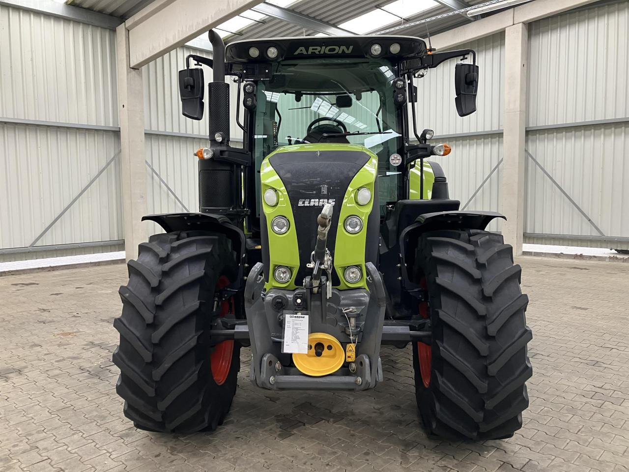 Tracteur agricole CLAAS Arion 550