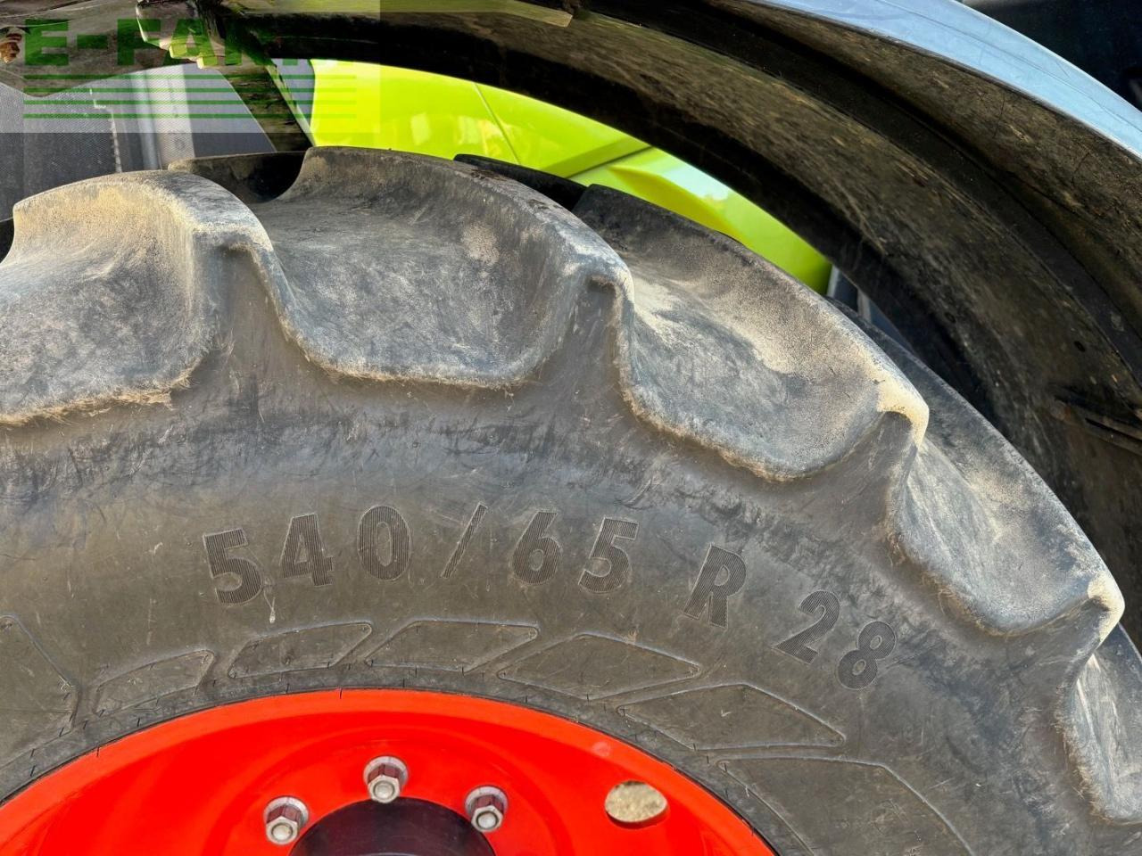 Tracteur agricole CLAAS Arion 610