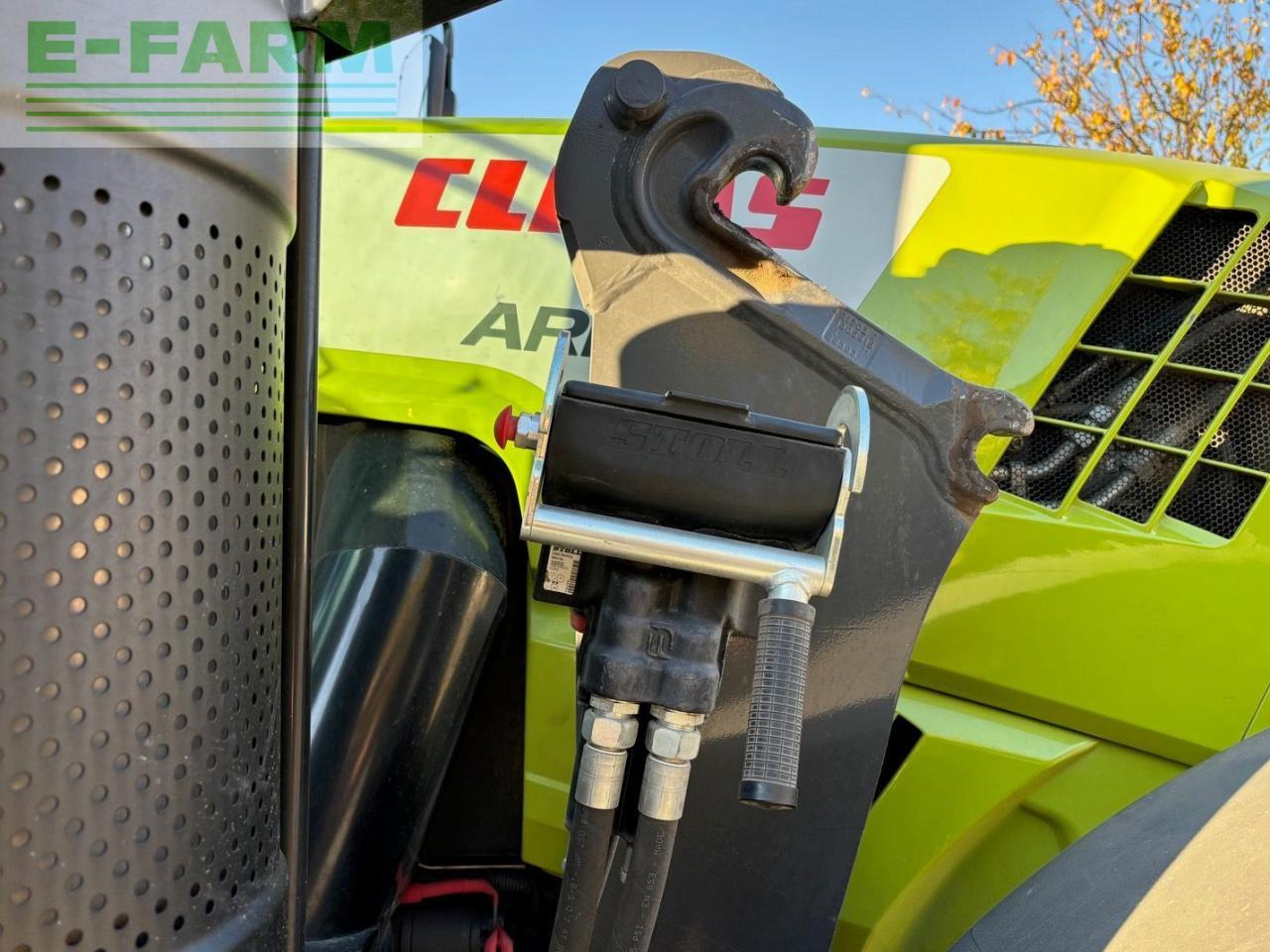 Tracteur agricole CLAAS Arion 610