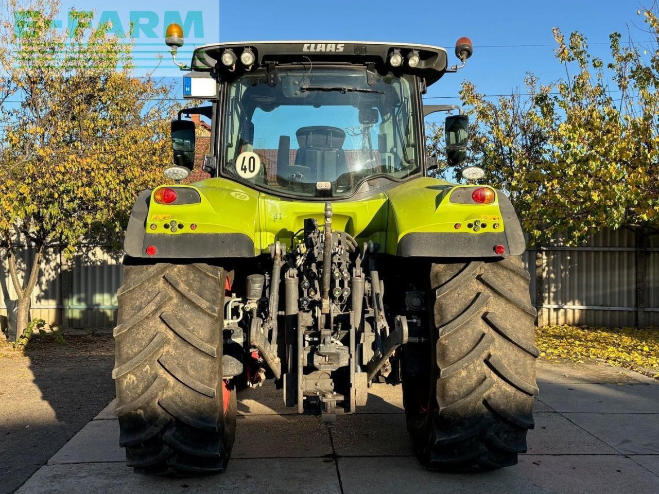 Tracteur agricole CLAAS Arion 610