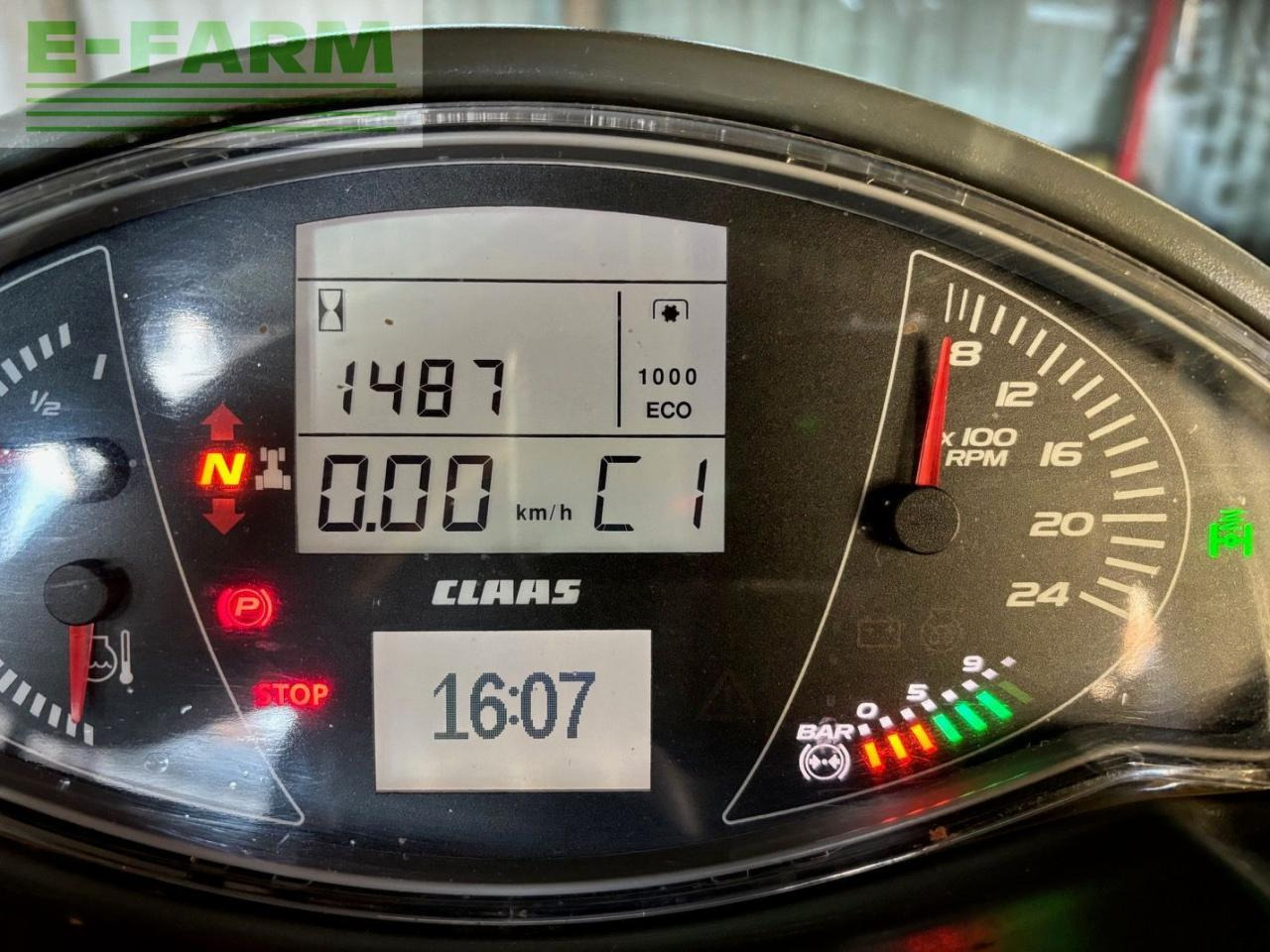 Tracteur agricole CLAAS Arion 610