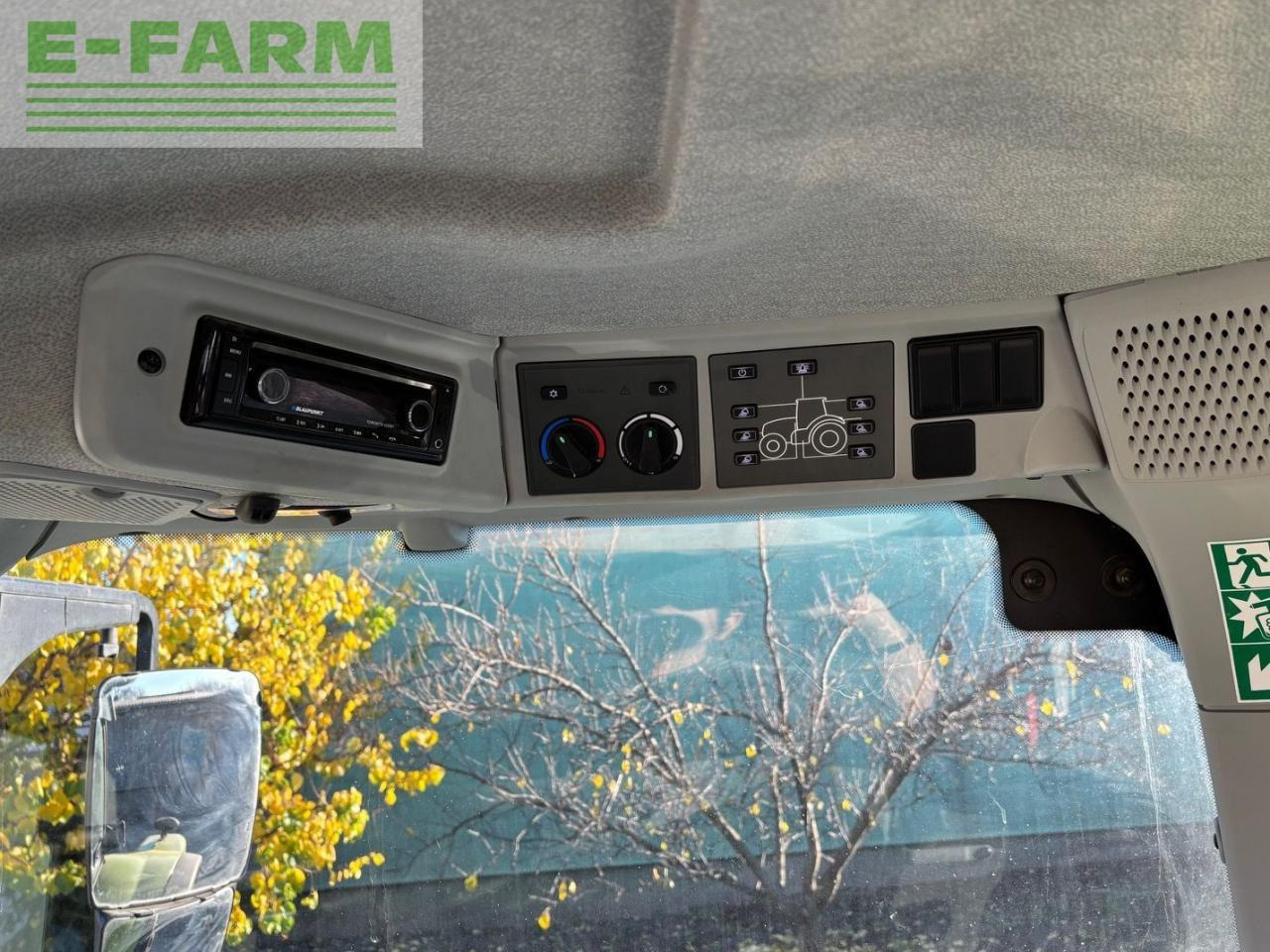 Tracteur agricole CLAAS Arion 610