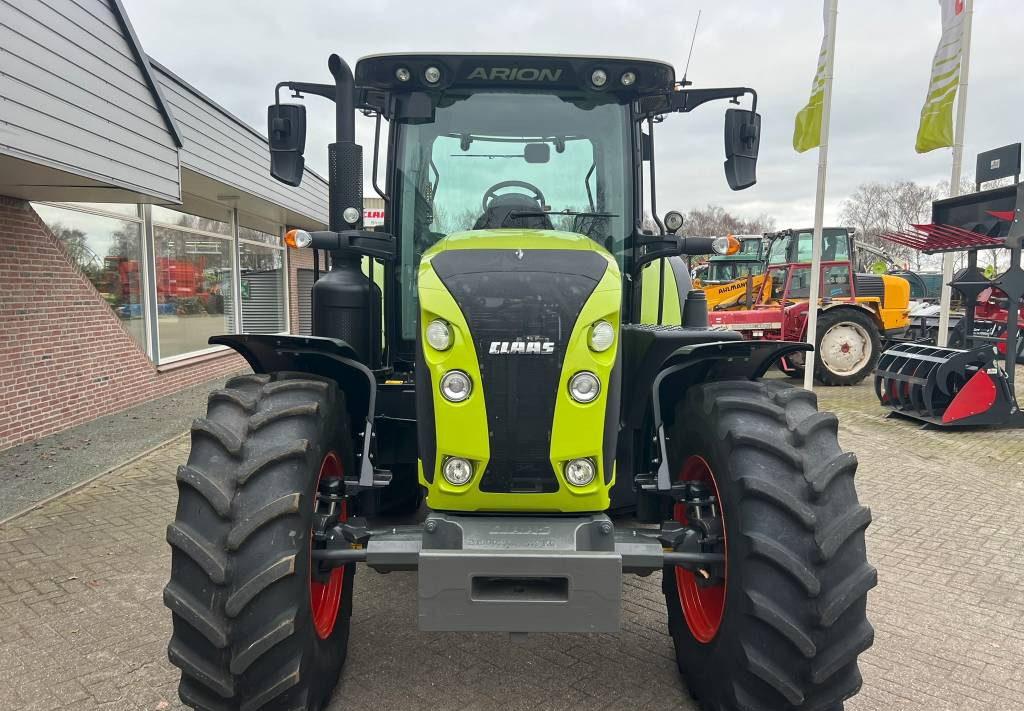 Tracteur agricole CLAAS Arion 610 CIS