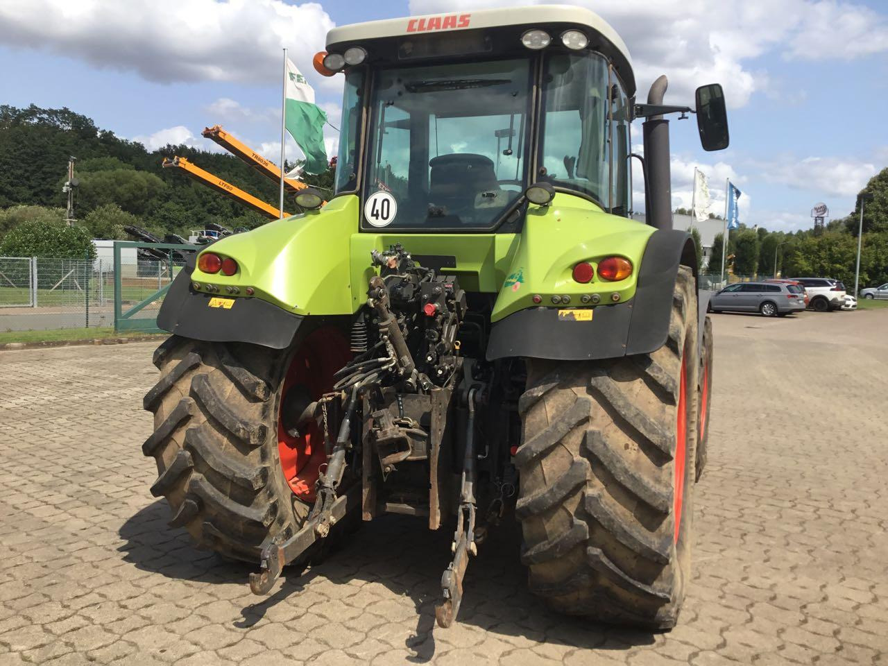 Tracteur agricole CLAAS Arion 630