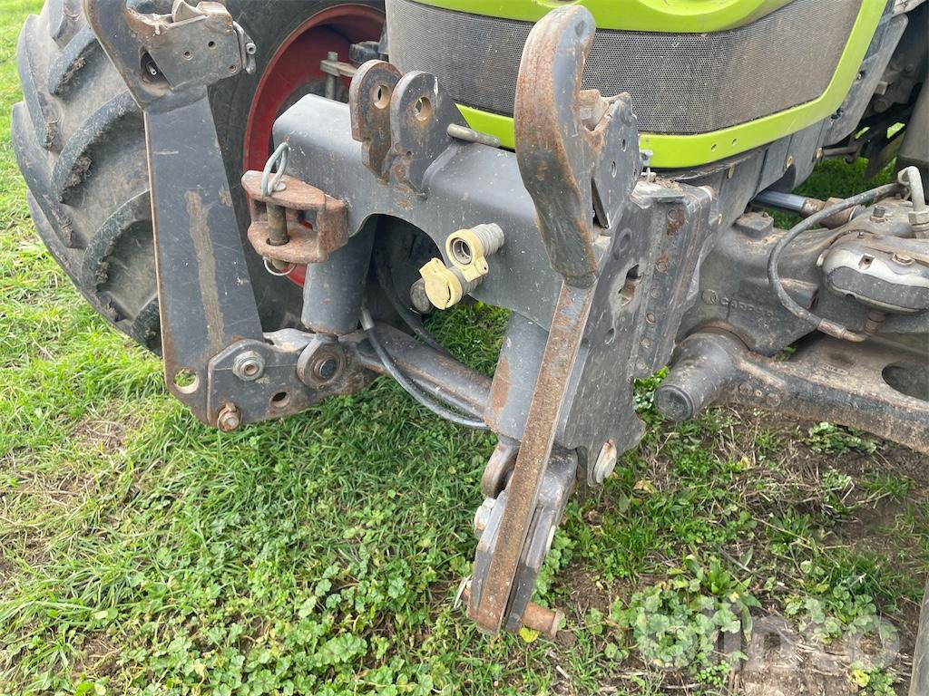 Tracteur agricole CLAAS Arion 640 (2010)