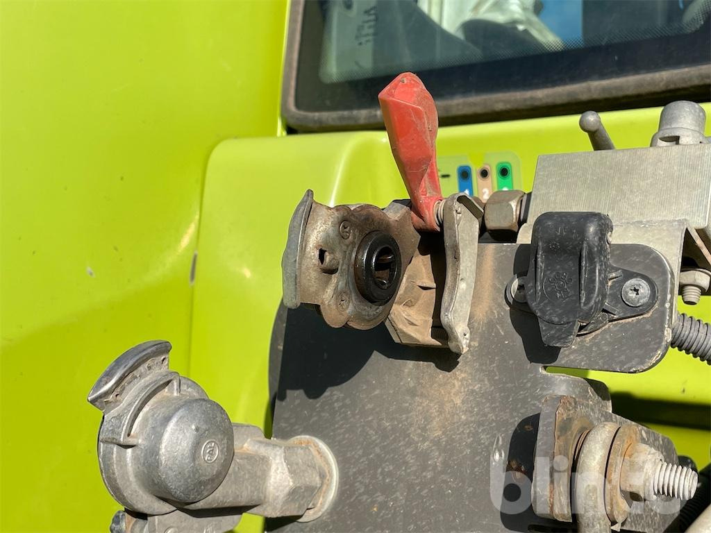 Tracteur agricole CLAAS Arion 640 (2010)