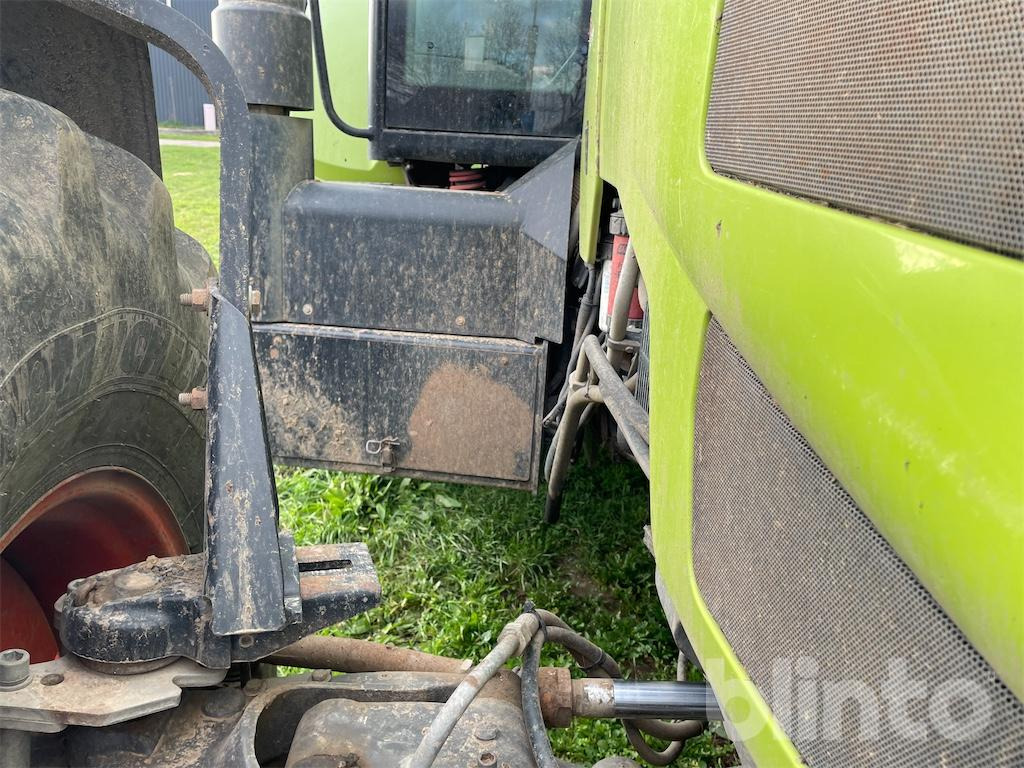 Tracteur agricole CLAAS Arion 640 (2010)
