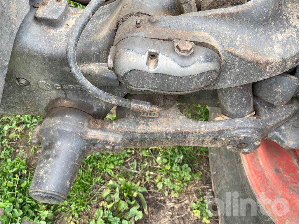 Tracteur agricole CLAAS Arion 640 (2010)