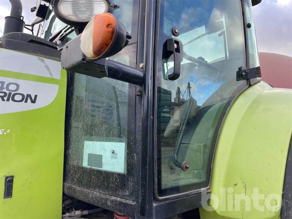Tracteur agricole CLAAS Arion 640 (2010)