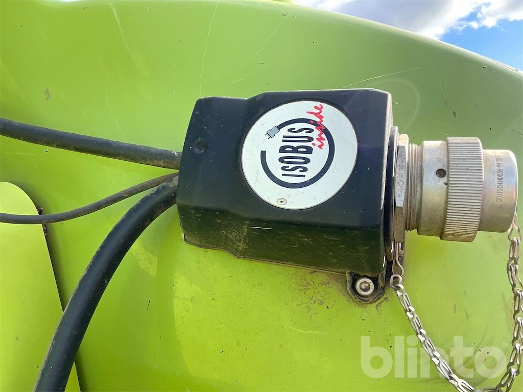 Tracteur agricole CLAAS Arion 640 (2010)