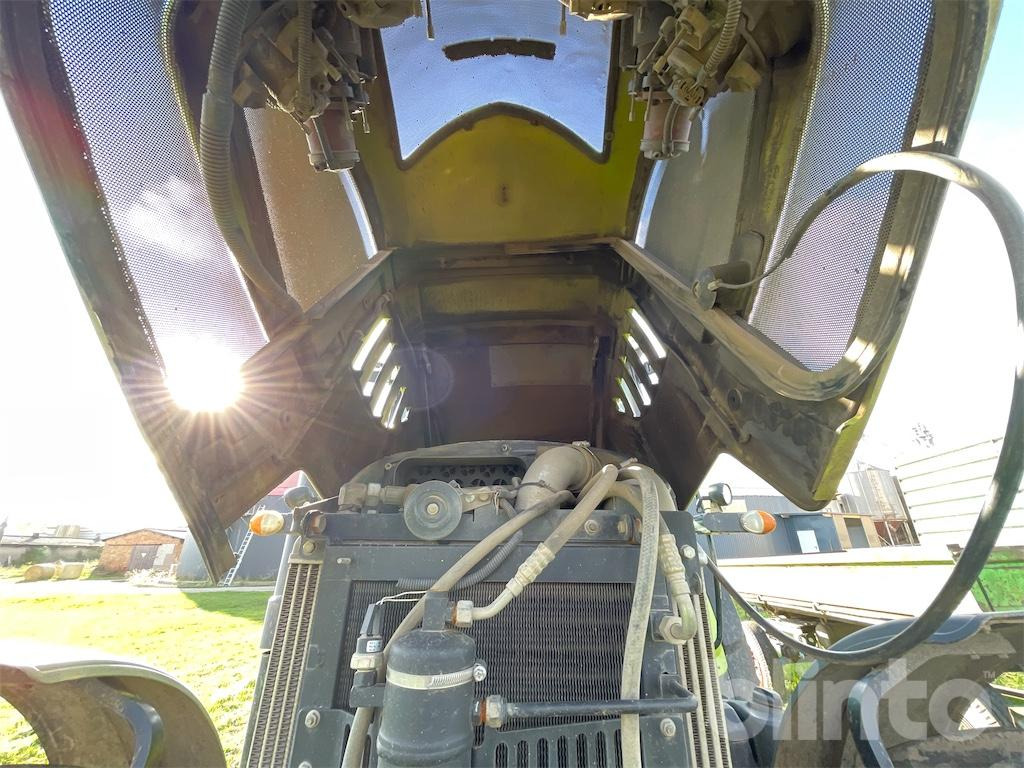 Tracteur agricole CLAAS Arion 640 (2010)