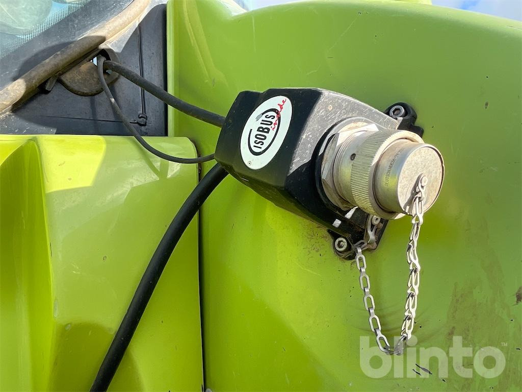 Tracteur agricole CLAAS Arion 640 (2010)