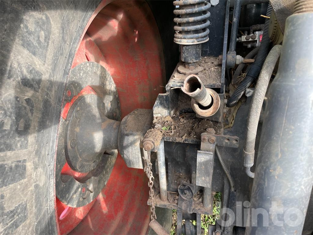 Tracteur agricole CLAAS Arion 640 (2010)