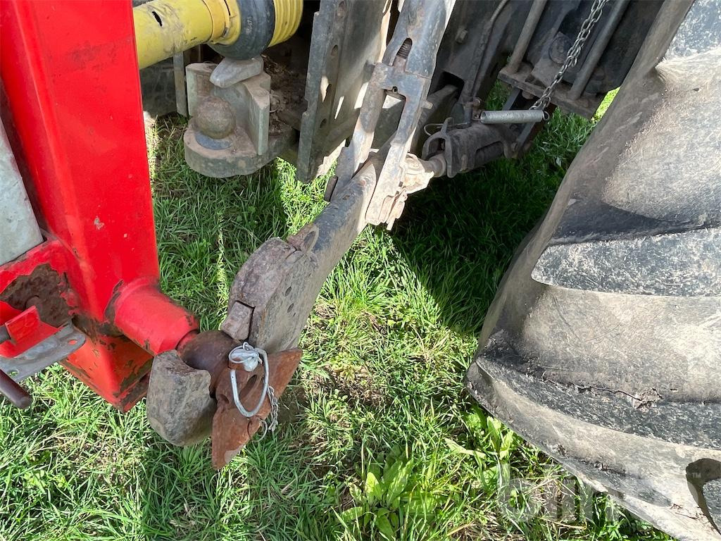 Tracteur agricole CLAAS Arion 640 (2010)