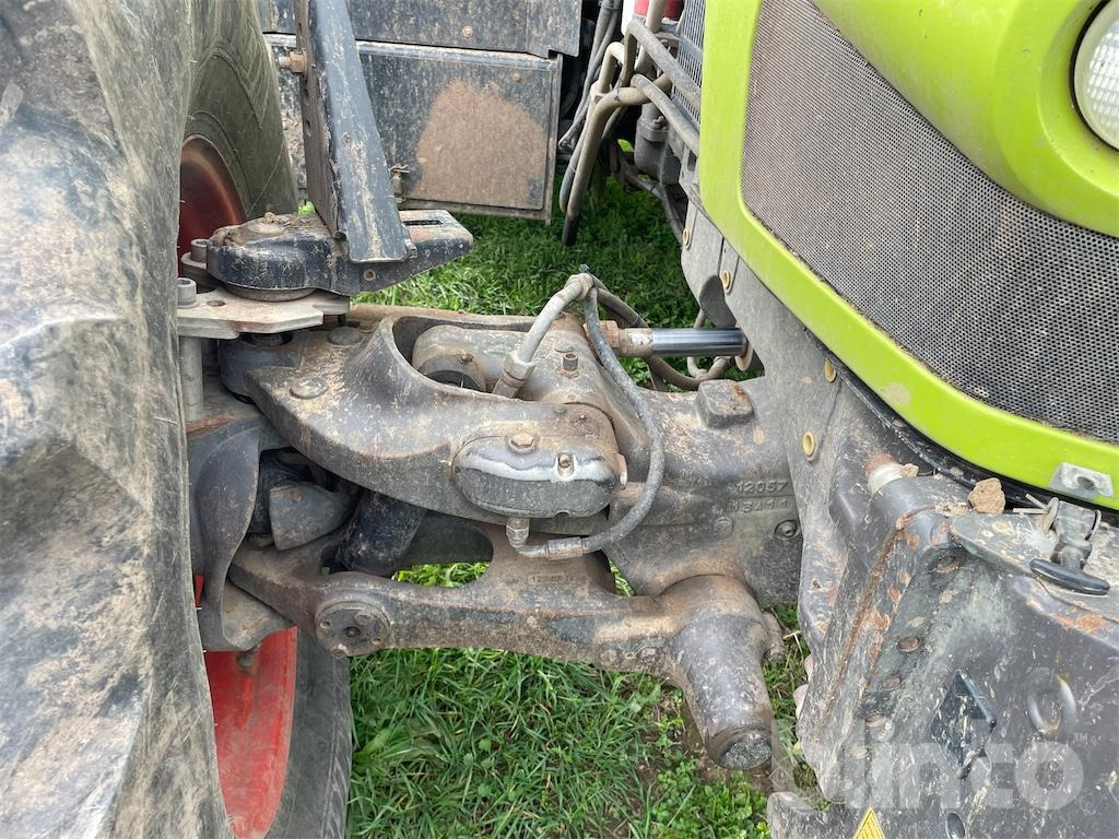 Tracteur agricole CLAAS Arion 640 (2010)