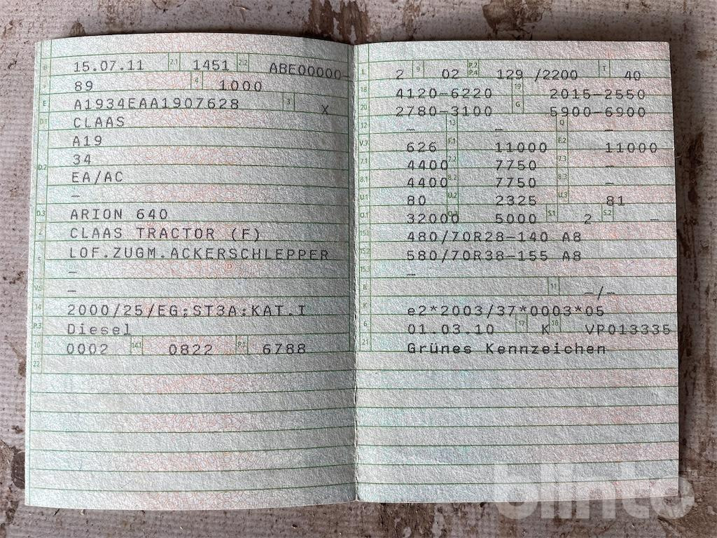 Tracteur agricole CLAAS Arion 640 (2010)