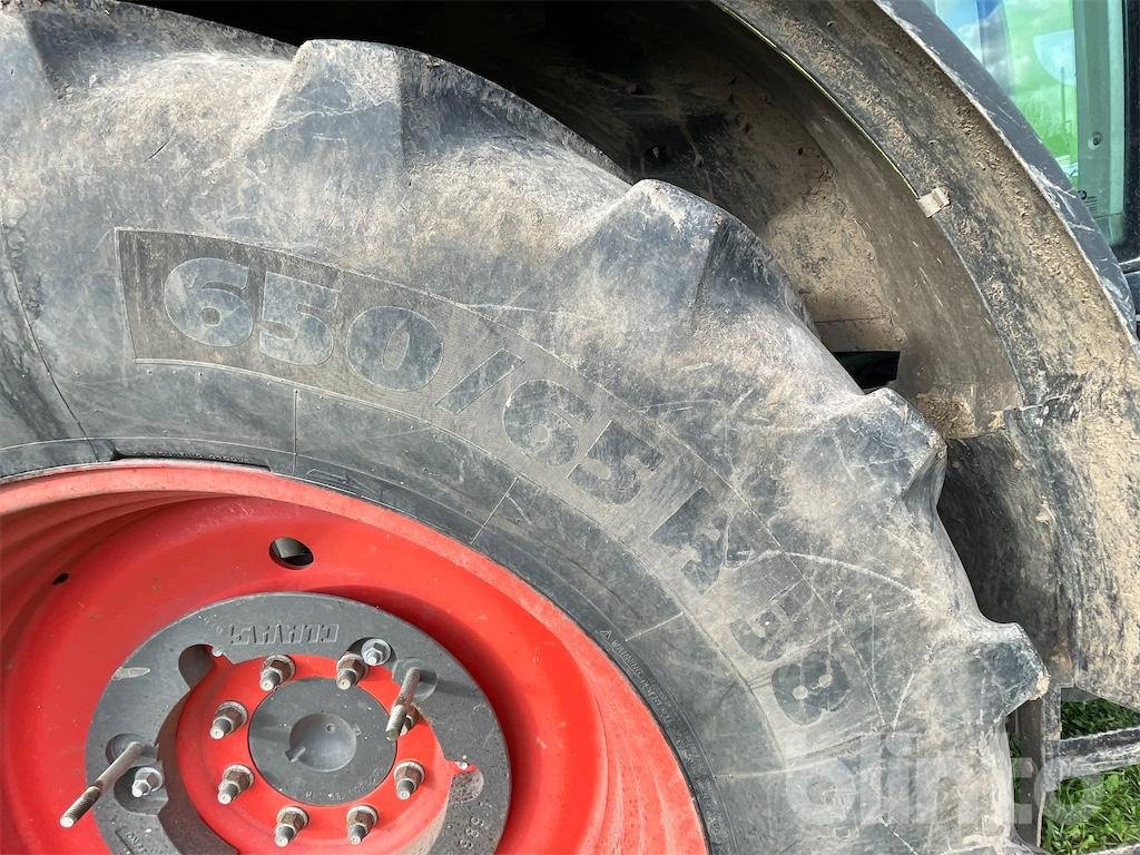 Tracteur agricole CLAAS Arion 640 (2010)