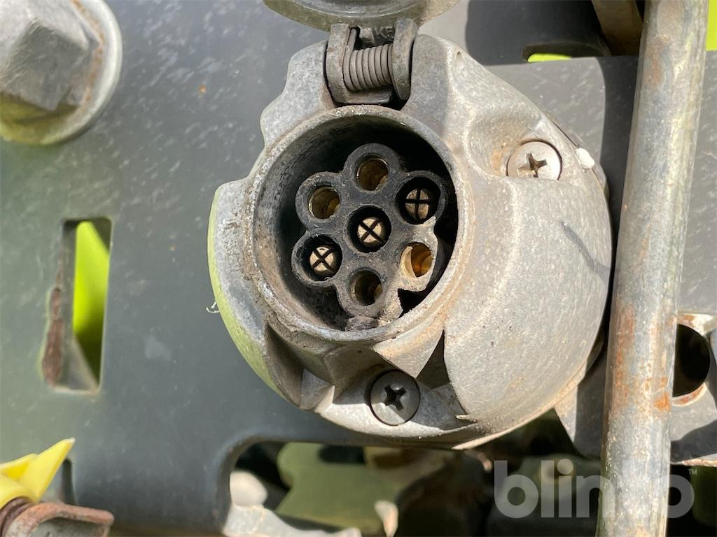 Tracteur agricole CLAAS Arion 640 (2010)