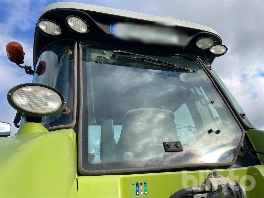 Tracteur agricole CLAAS Arion 640 (2010)