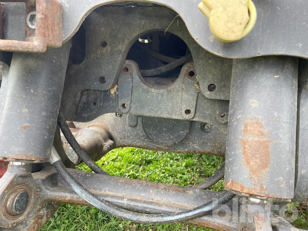 Tracteur agricole CLAAS Arion 640 (2010)