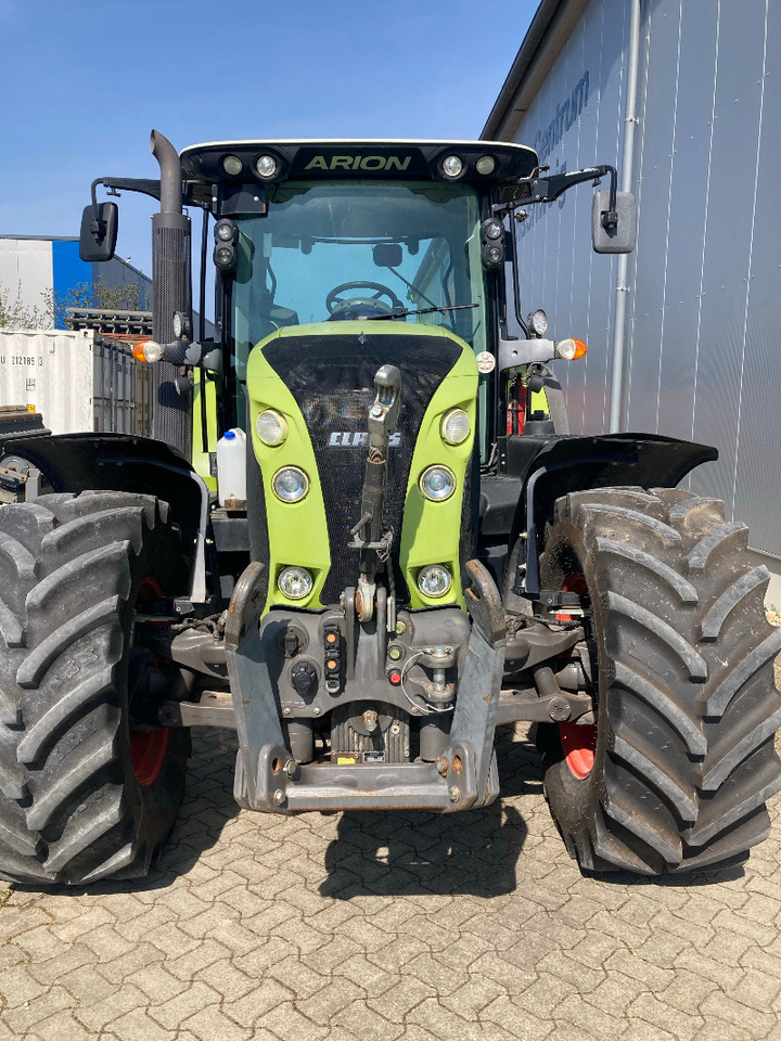 Tracteur agricole CLAAS Arion 650 CMATIC
