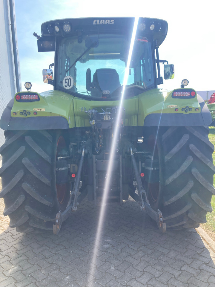 Tracteur agricole CLAAS Arion 650 CMATIC