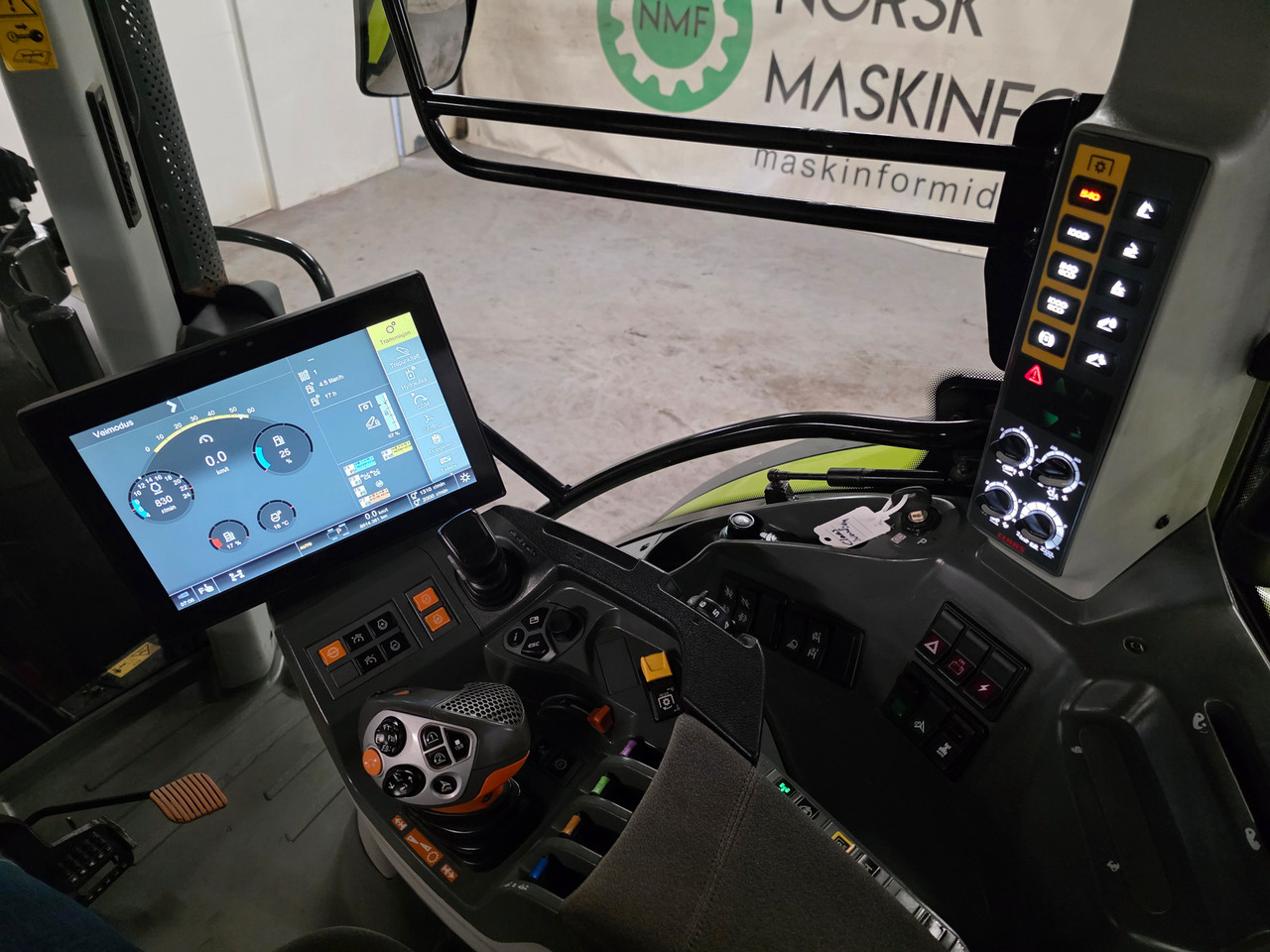 Tracteur agricole CLAAS Arion 660 C-Matic