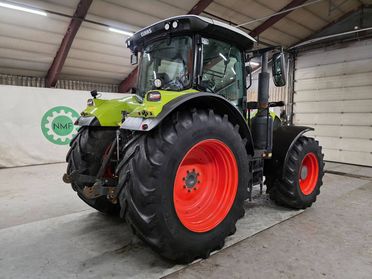 Tracteur agricole CLAAS Arion 660 C-Matic