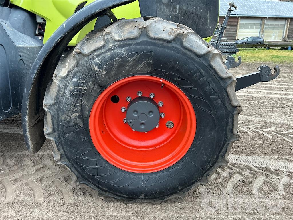 Tracteur agricole CLAAS Axion 810 (2020)