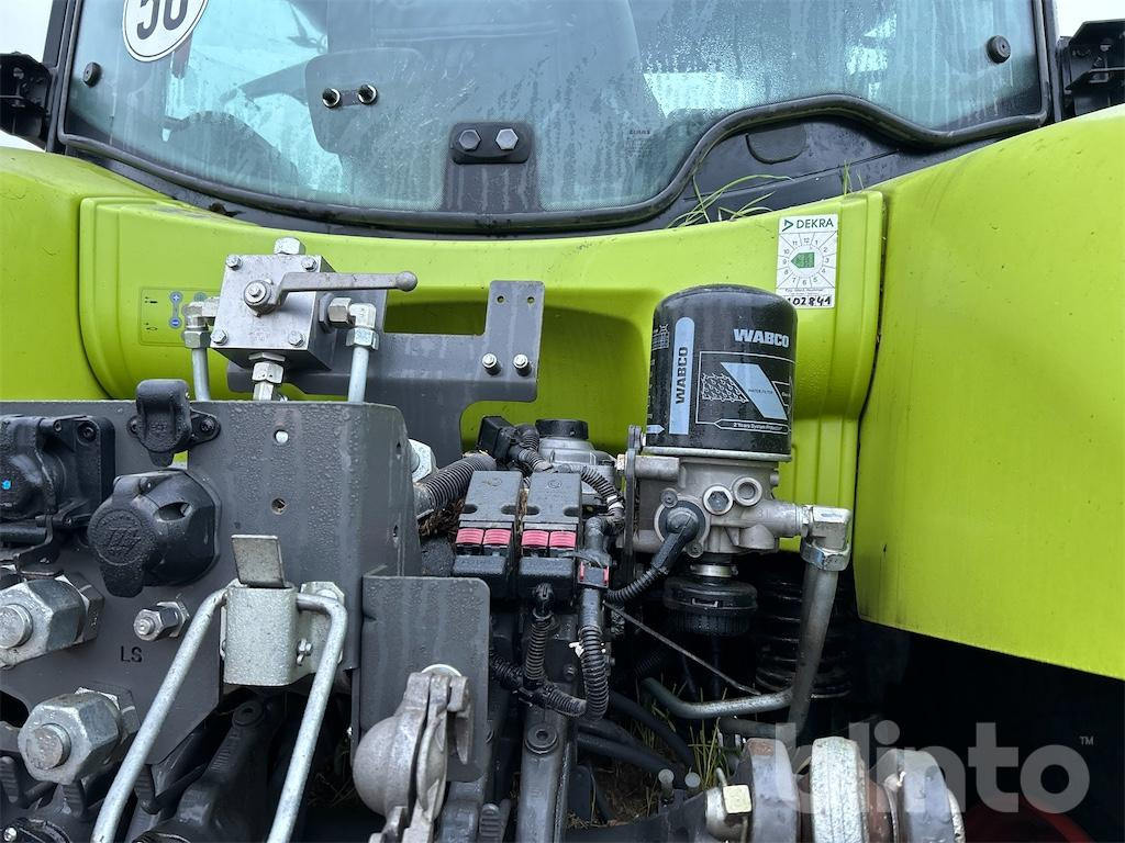Tracteur agricole CLAAS Axion 810 (2020)