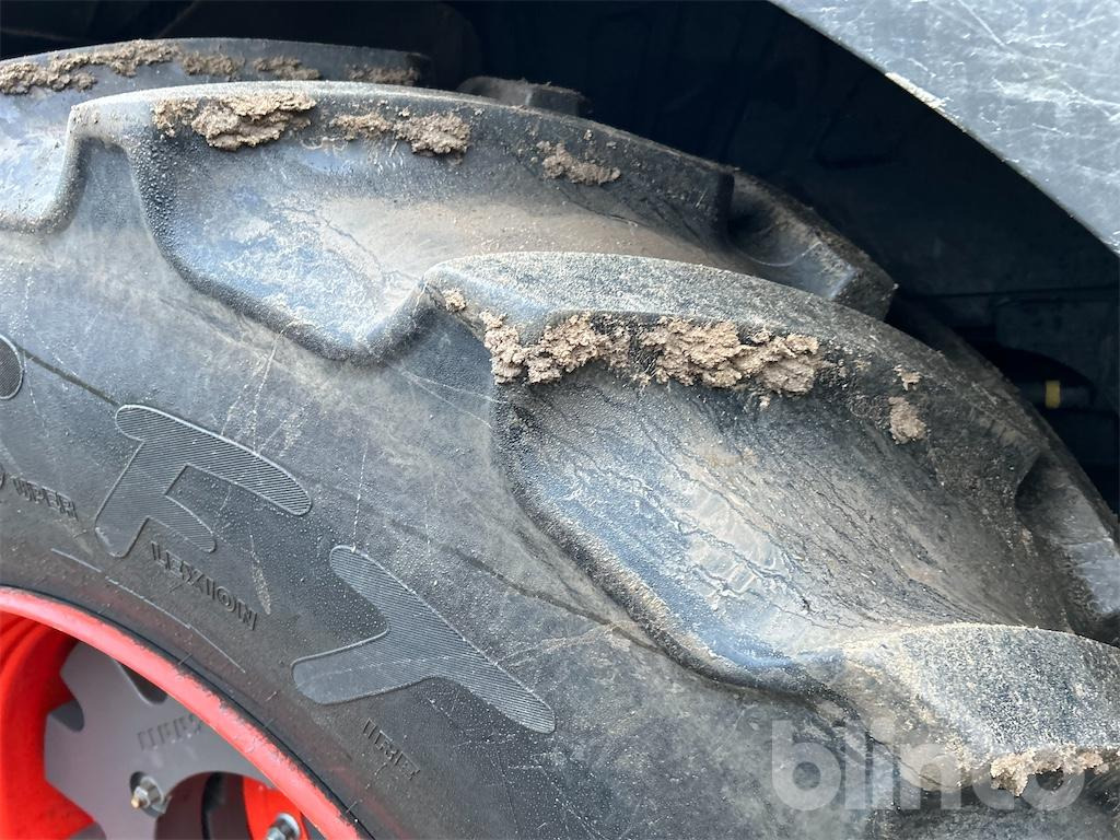 Tracteur agricole CLAAS Axion 810 (2020)