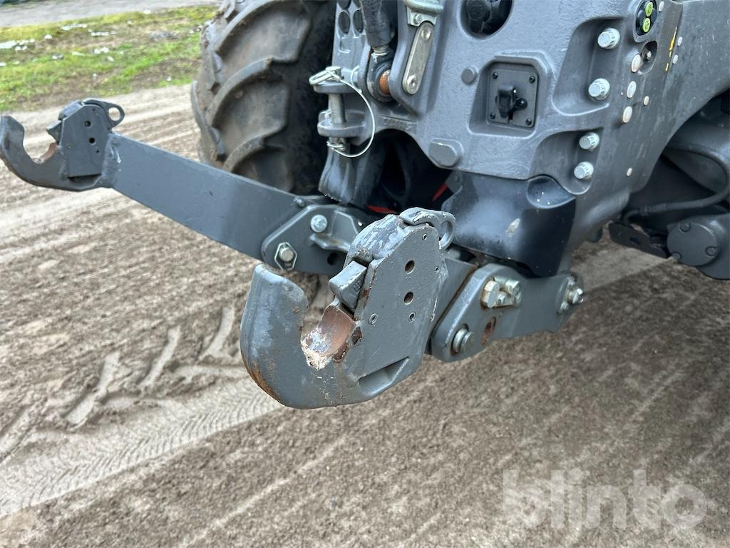 Tracteur agricole CLAAS Axion 810 (2020)