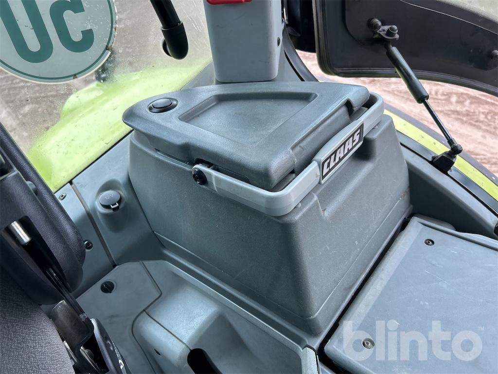 Tracteur agricole CLAAS Axion 810 (2020)