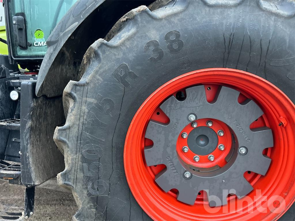 Tracteur agricole CLAAS Axion 810 (2020)