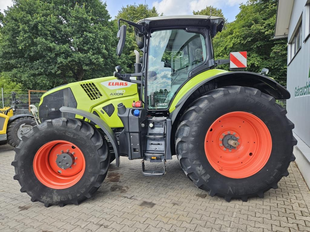 Tracteur agricole CLAAS Axion 810 CMATIC