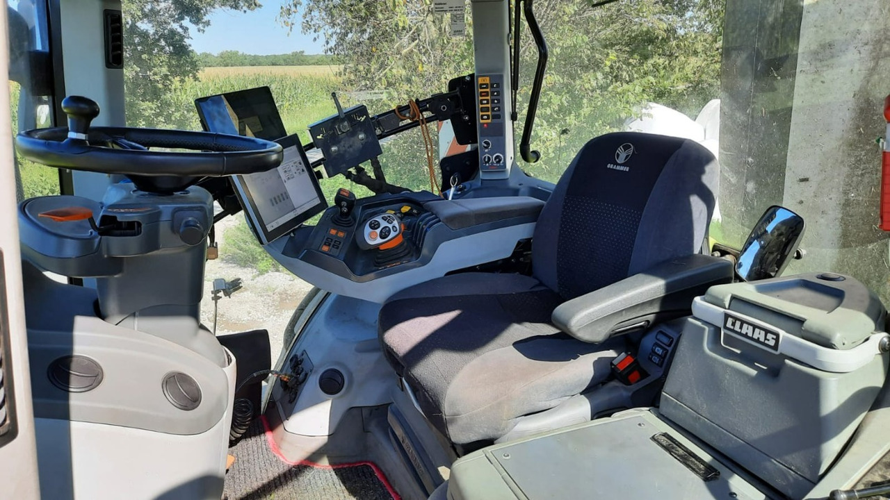 Tracteur agricole CLAAS Axion 810 Cmatic