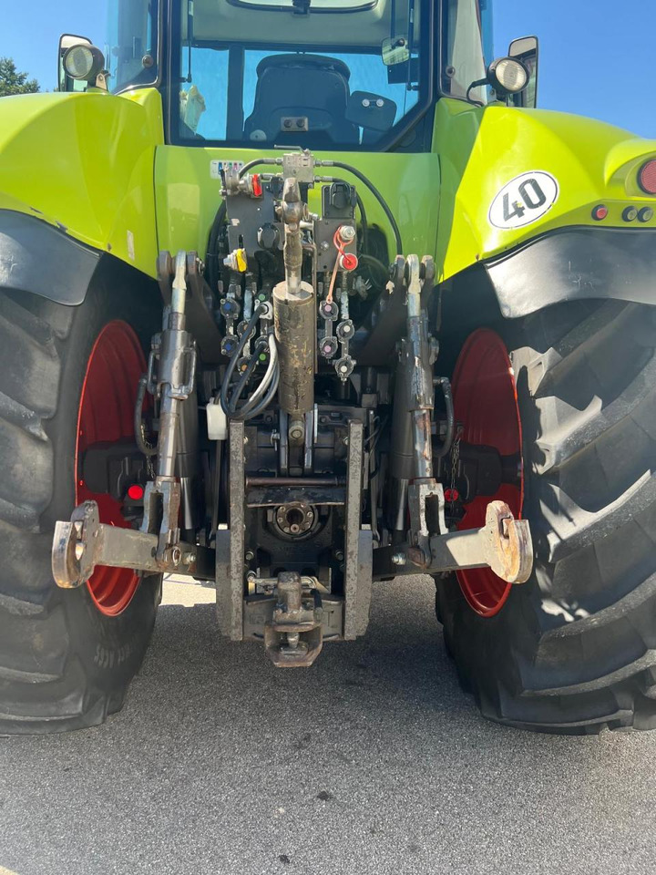 Tracteur agricole CLAAS Axion 820 CMATIC, FZW, FKH, TOP