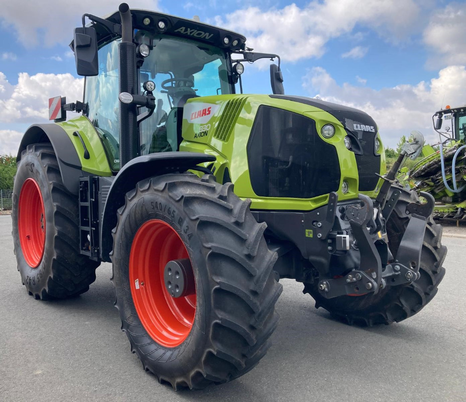 Tracteur agricole CLAAS Axion 830 CMATIC