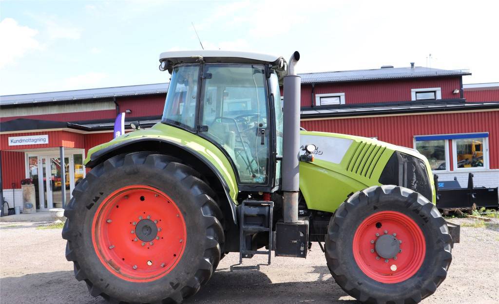 Tracteur agricole CLAAS Axion 840 Dismantled for spare parts