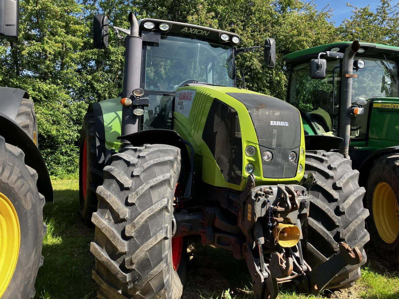 Tracteur agricole CLAAS Axion 850