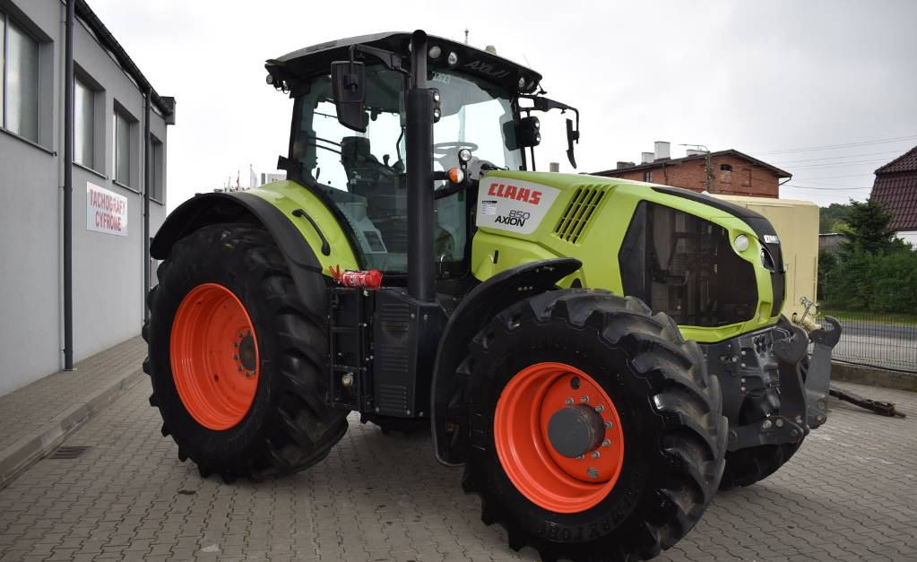Tracteur agricole CLAAS Axion 850 CIS