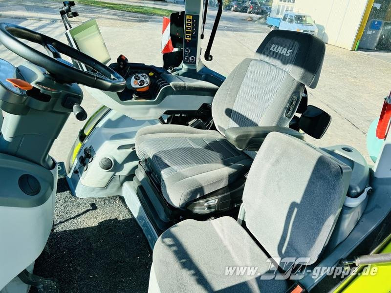 Tracteur agricole CLAAS Axion 870