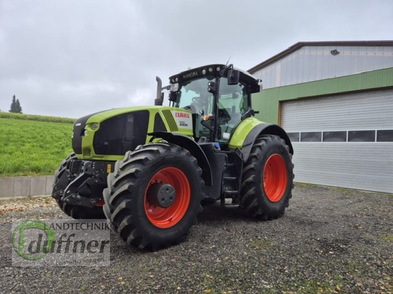 Tracteur agricole CLAAS Axion 920