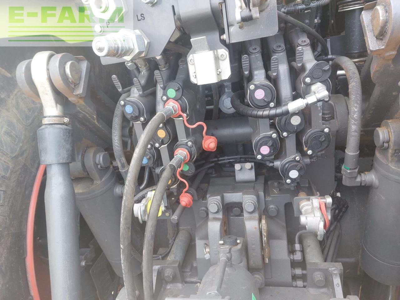 Tracteur agricole CLAAS Axion 960