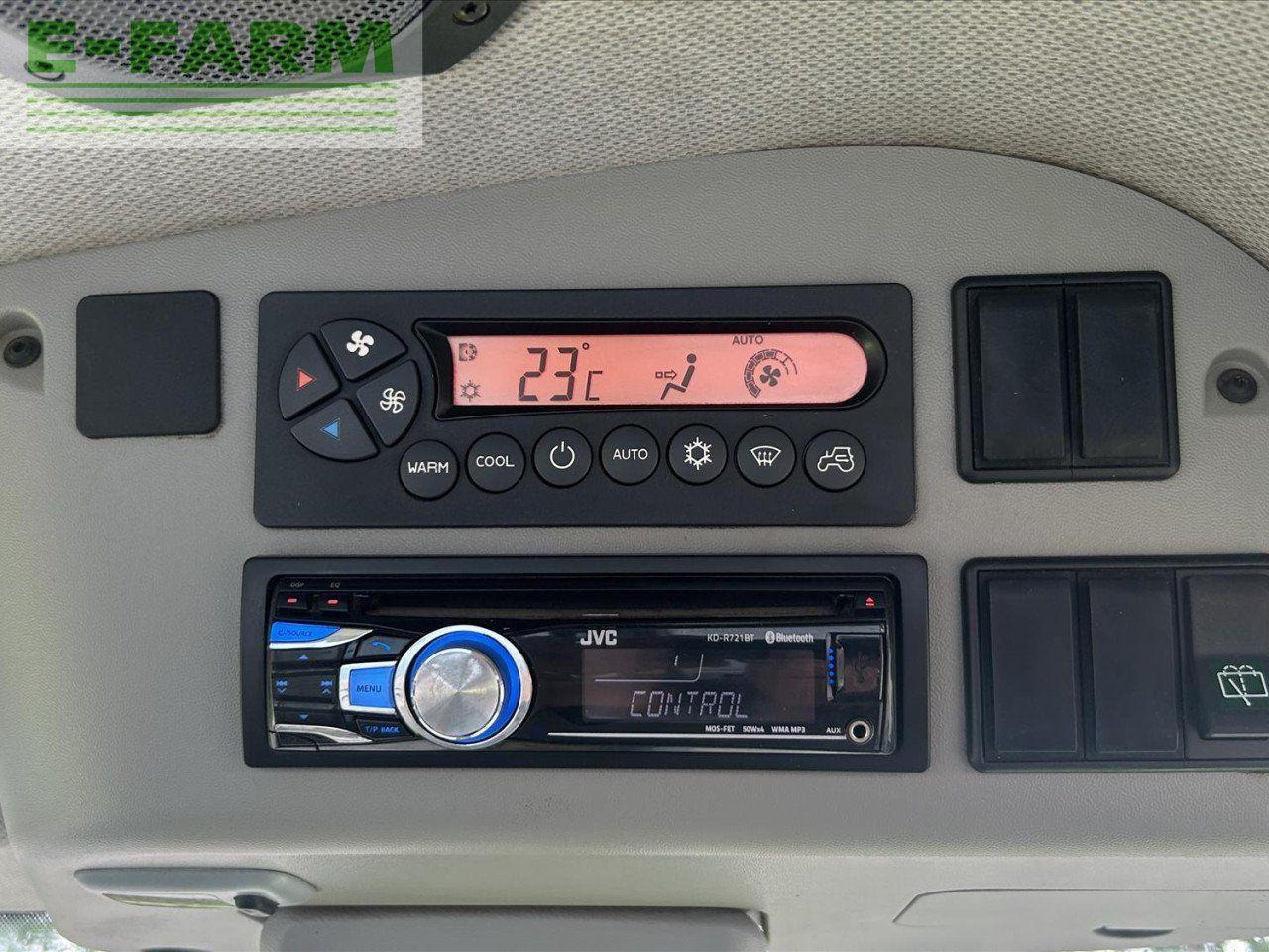 Tracteur agricole CLAAS USED 2012 AXION 840