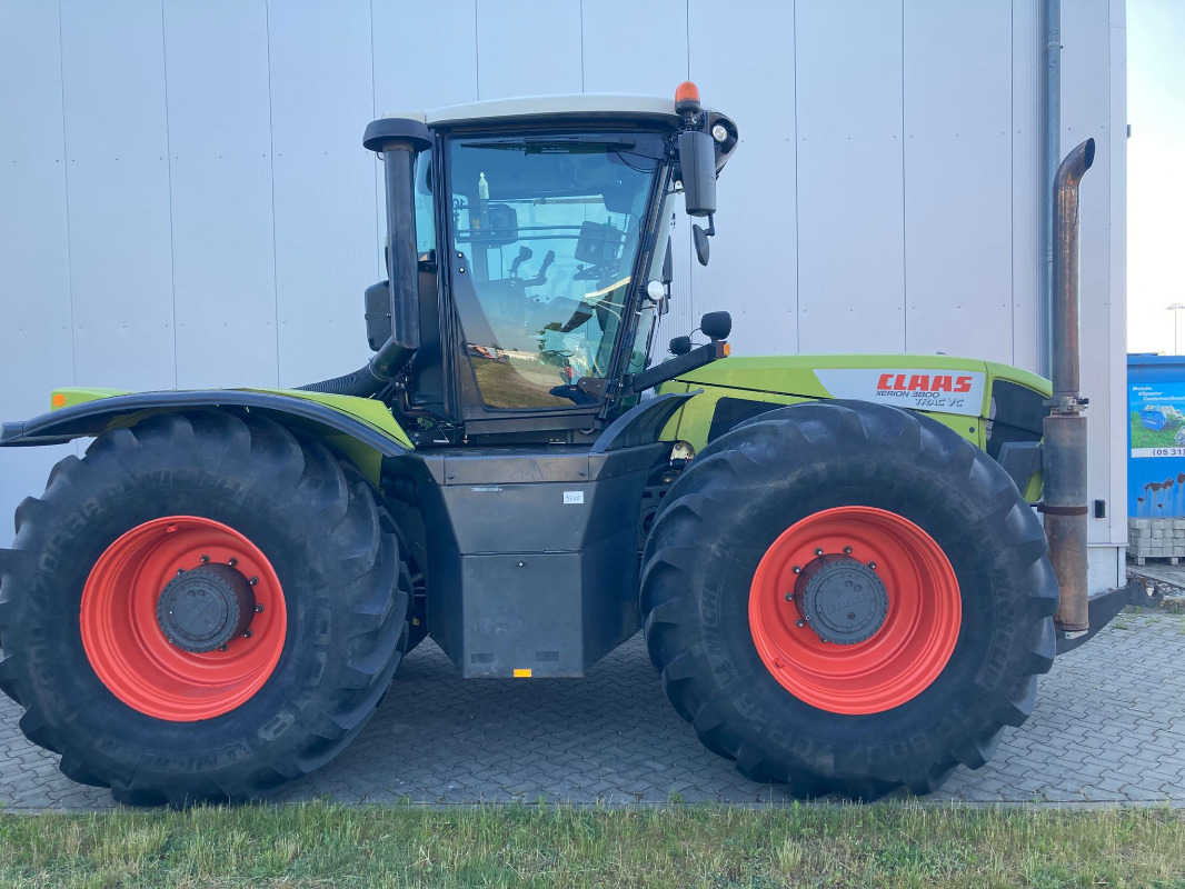 Tracteur agricole CLAAS Xerion 3800 TRAC VC
