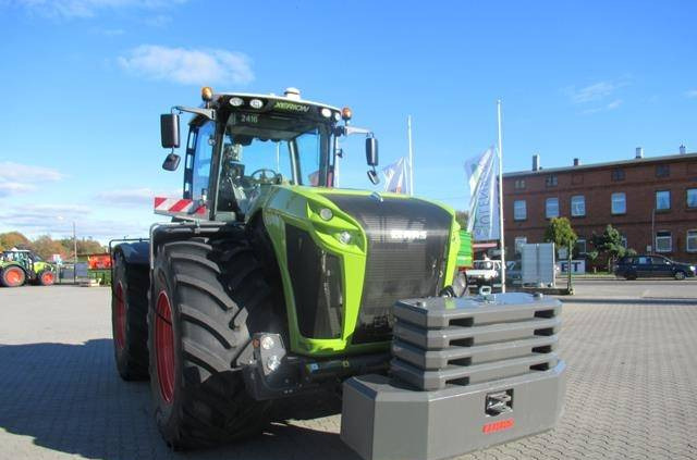 Tracteur agricole CLAAS Xerion 5000 Trac