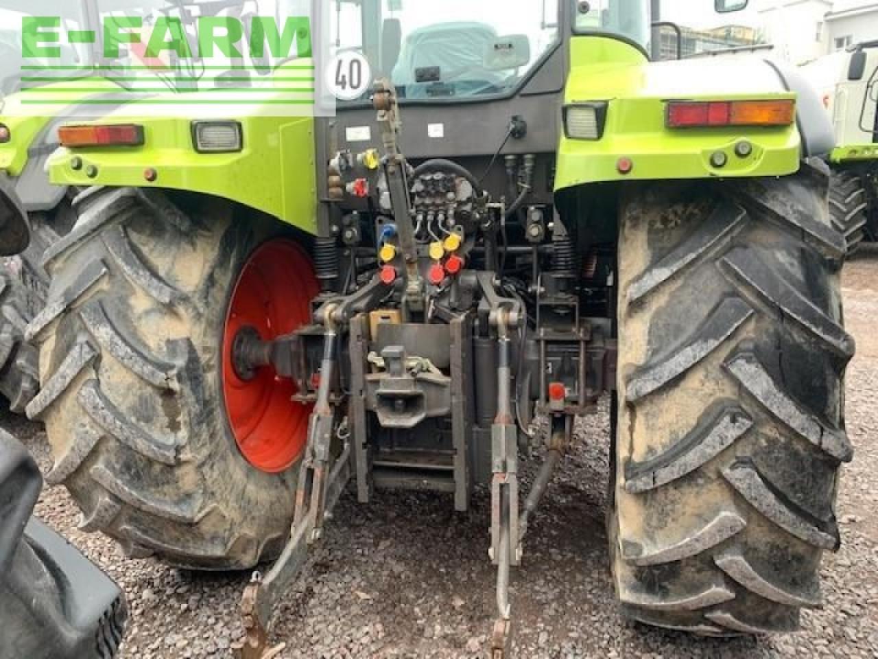 Tracteur agricole CLAAS ares 697 atz