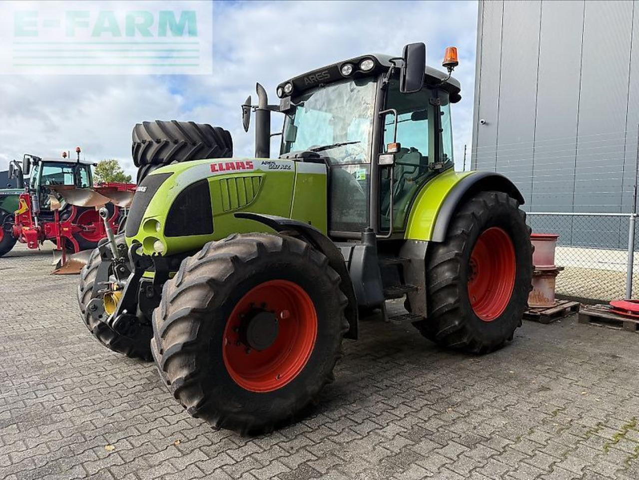Tracteur agricole CLAAS ares 697 atz ATZ